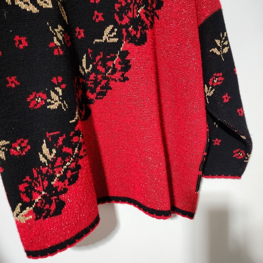 Vintage red rose and black color black holiday knit sweater - Picture 4 of 5